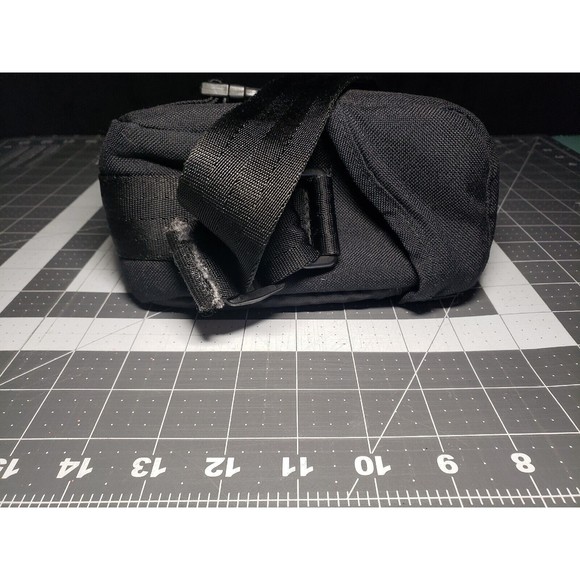 LowePro Camera Lenses Bag Black Seatbelt Strap & Blue Interior Divided Vintage - Picture 6 of 7